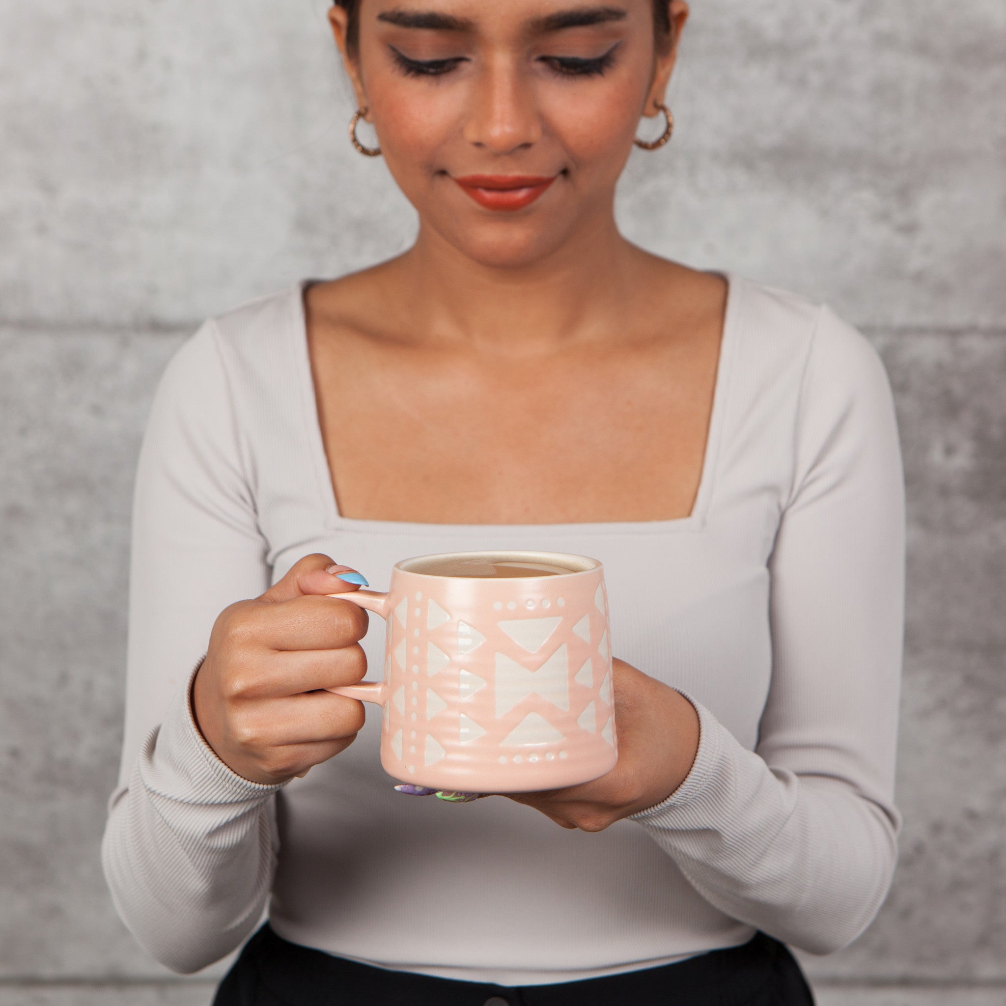 Tasse à empreinte rose